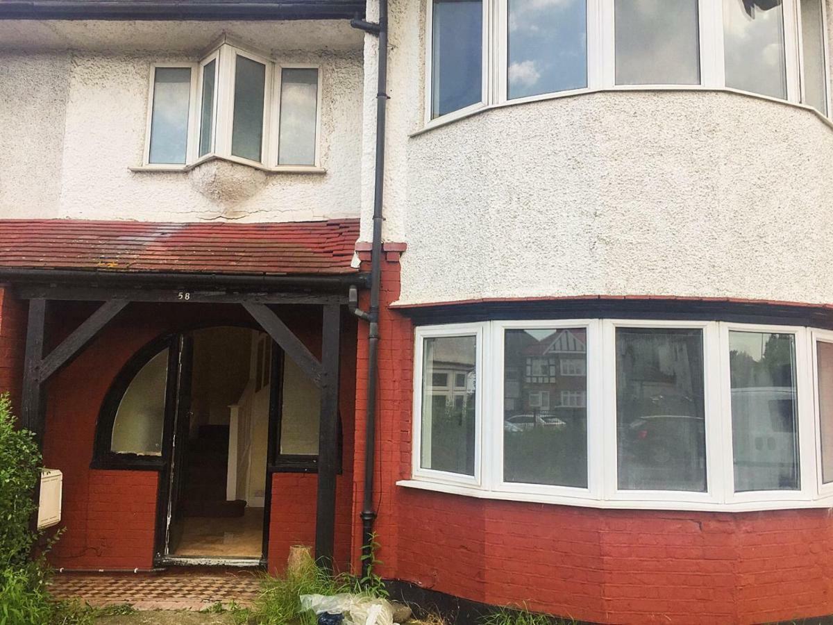 North London Cottage Екстериор снимка